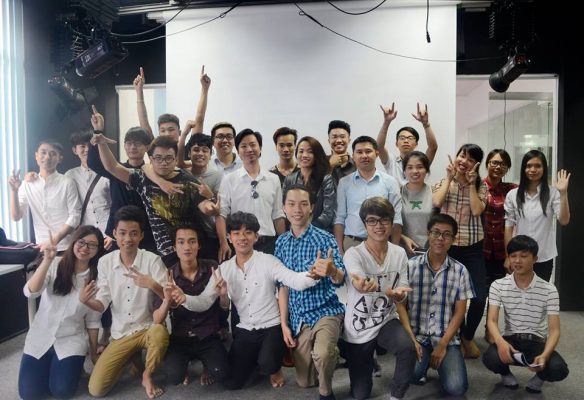 ngay-thu-hoach-mon-nha-chung-cu-cua-lop-noi-that-id