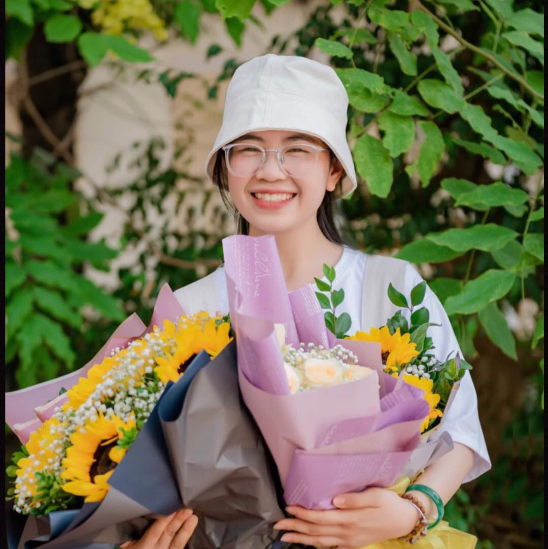 Lê Nga - Cô gái nhỏ "vận chuyển" yêu thương